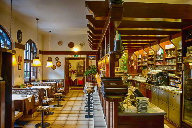 Hotel-restaurant-cafe Sophienalpe 3* Wien